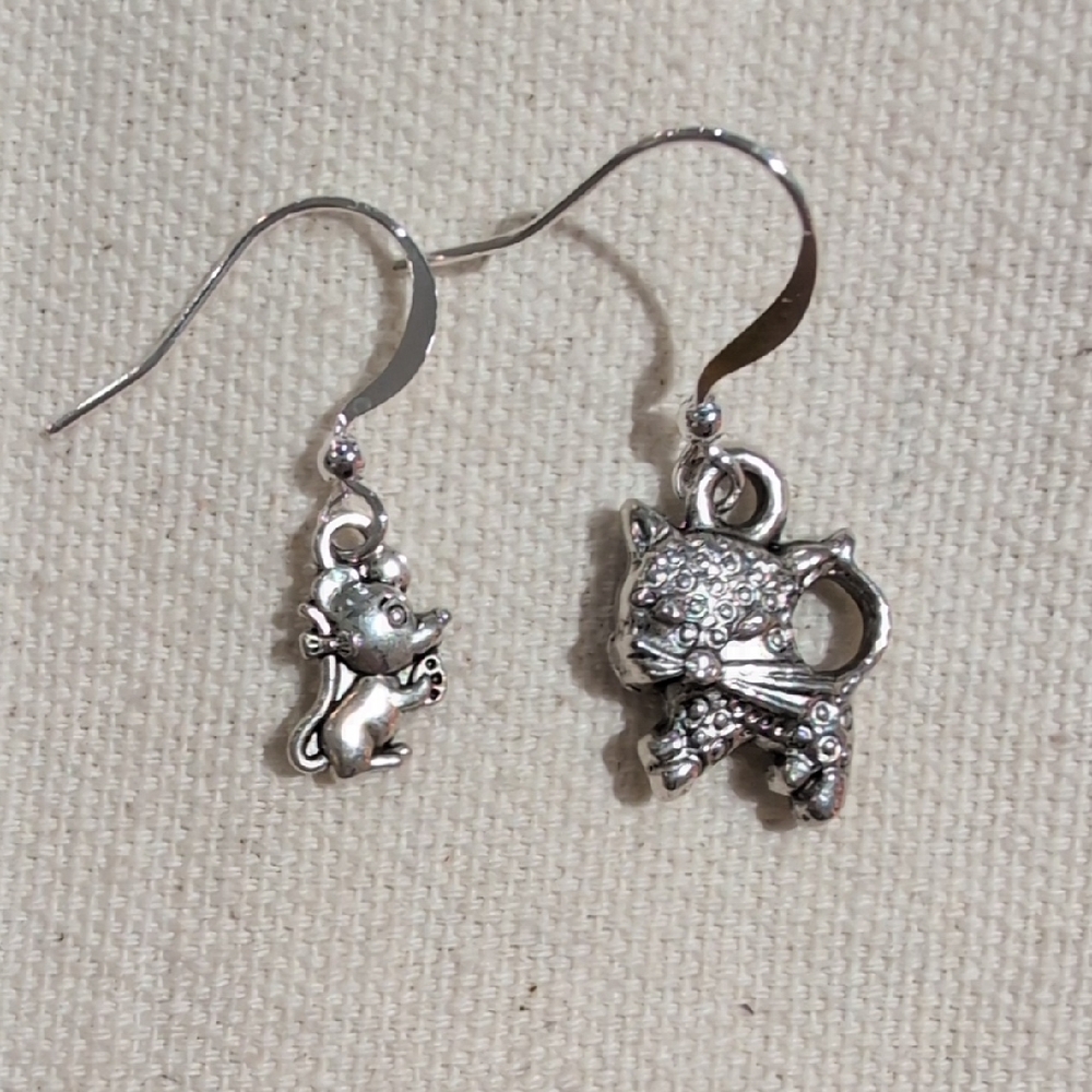 Handmade Silver tone Cat and Mouse Drop Earrings